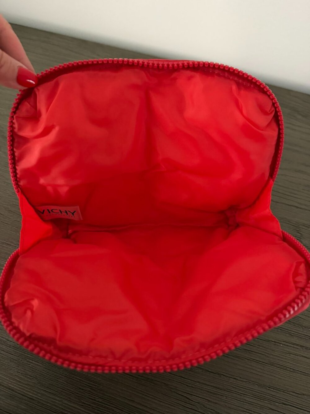 VICHY Small Red Toiletry Case - Picture 4 of 5